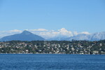 12.07.2022: Genfersee - Blick von Bellevue ber den Genfersee; im Hintergrund der Mont Blanc