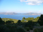 27.12.2008: Mallorca - Blick von der Halbinsel Victoria ber die Bucht von Pollenca auf die Halbinsel Formentera