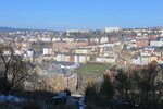 07.02.2015: Blick vom Hainberg; in der Bildmitte auf dem ehemaligen Fabrikgelnde ein Supermarkt und eine Grnanlage