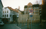 Ende 1997 / Anfang 1998: Gebäude auf der westlichen Seite des von-Westernhagen-Platzes