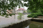 02.06.2013: Blick von der Bruno-Bergner-Strae auf Sparkasse und Friedensbrcke