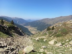 28.07.2026: Blick vom Weg ins Tal des Riu del Manigur ins Incles-Tal