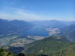 22.06.2026: Langensee (Lago Maggiore) und Umgebung - Blick vom Gipfel des Sassariente auf den Langensee