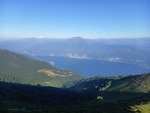 23.06.2026: Langensee (Lago Maggiore) und Umgebung - Blick vom Abstieg zur Alpe Cedulla auf den Langensee