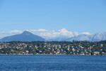 12.07.2022: Genfersee - Blick von Bellevue ber den Genfersee; im Hintergrund der Mont Blanc