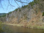 10.04.2009: Erzgebirge und Egergraben - Hans-Heiling-Felsen an der Eger bei Karlsbad
