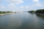 23.07.2022: Rhein - Blick von der Nibelungenbrcke bei Worms stromabwrts