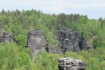 17.05.2023: Schsische Schweiz - Blick von der Johanneswacht ber das Bielatal zu den Felssulen