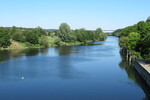 30.05.2020: Nordrhein-Westfalen - Blick von der Ruhrbrcke in Essen-Kettwig; im Hintergrund die Mintarder Ruhrtalbrcke