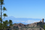 28.12.2018: Gran Canaria - Blick vom Weg zwischen Degollada de los Hornos und Pico de las Nieves zum Roque Nublo und Pico del Teide