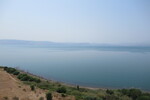 15.08.2023: See Genezareth und Golanhöhen - Blick vom Nukeib Lookout am Highway 92 (Ostufer) auf den See Genezareth