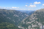 25.07.2019: Taraschlucht - Blick vom Čurevac über die Taraschlucht