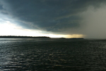 02.08.2010: Minnesota - heranziehendes Gewitter über dem Pelican Lake