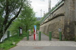 14.05.2023: Grenzmarkierung am Elbradweg an der Gelobtbachmühle, Blickrichtung CZ