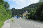 30.07.2021: Grenzübergang an der Bundesstraße 305, Blick in Richtung Österreich