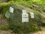 05.08.2009: Grenzmarkierungen an einem Felsen