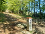 20.05.2026: Grenzstein am Wanderweg vom Pass Hliny / Glinne zum Pilsko